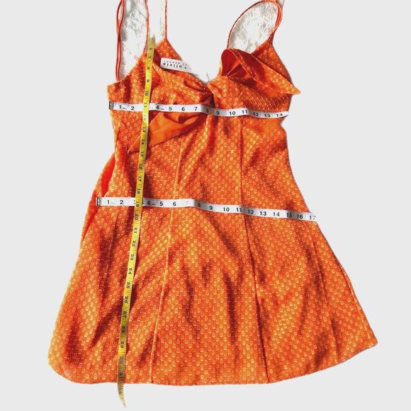 Alice + Olivia Designer dress Orange polka-dot texture mini  halter  size 2 NWT - Picture 7 of 8